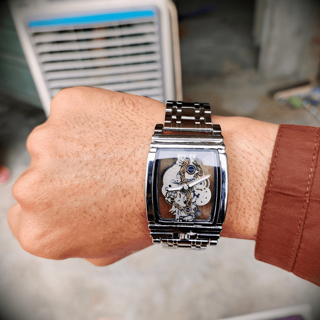 Men's Luxury Hollow-Out Quartz Watch – Luminous Dial & Steel Band